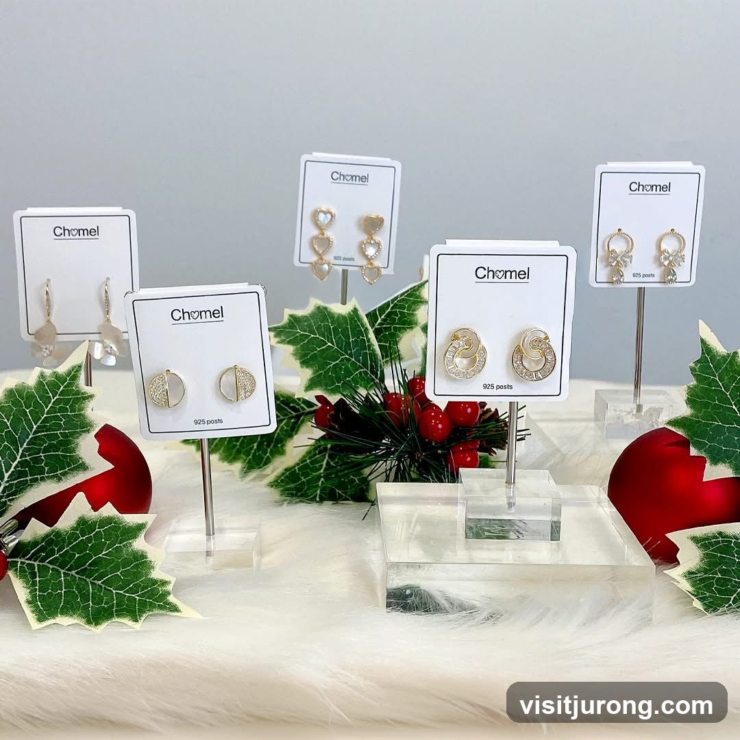 Chomel Earrings Display