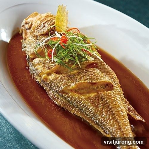 Whole Fried Fish with Sauce