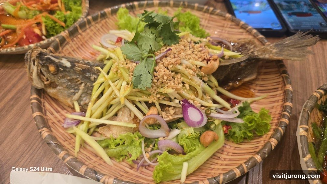 Fried Fish Salad