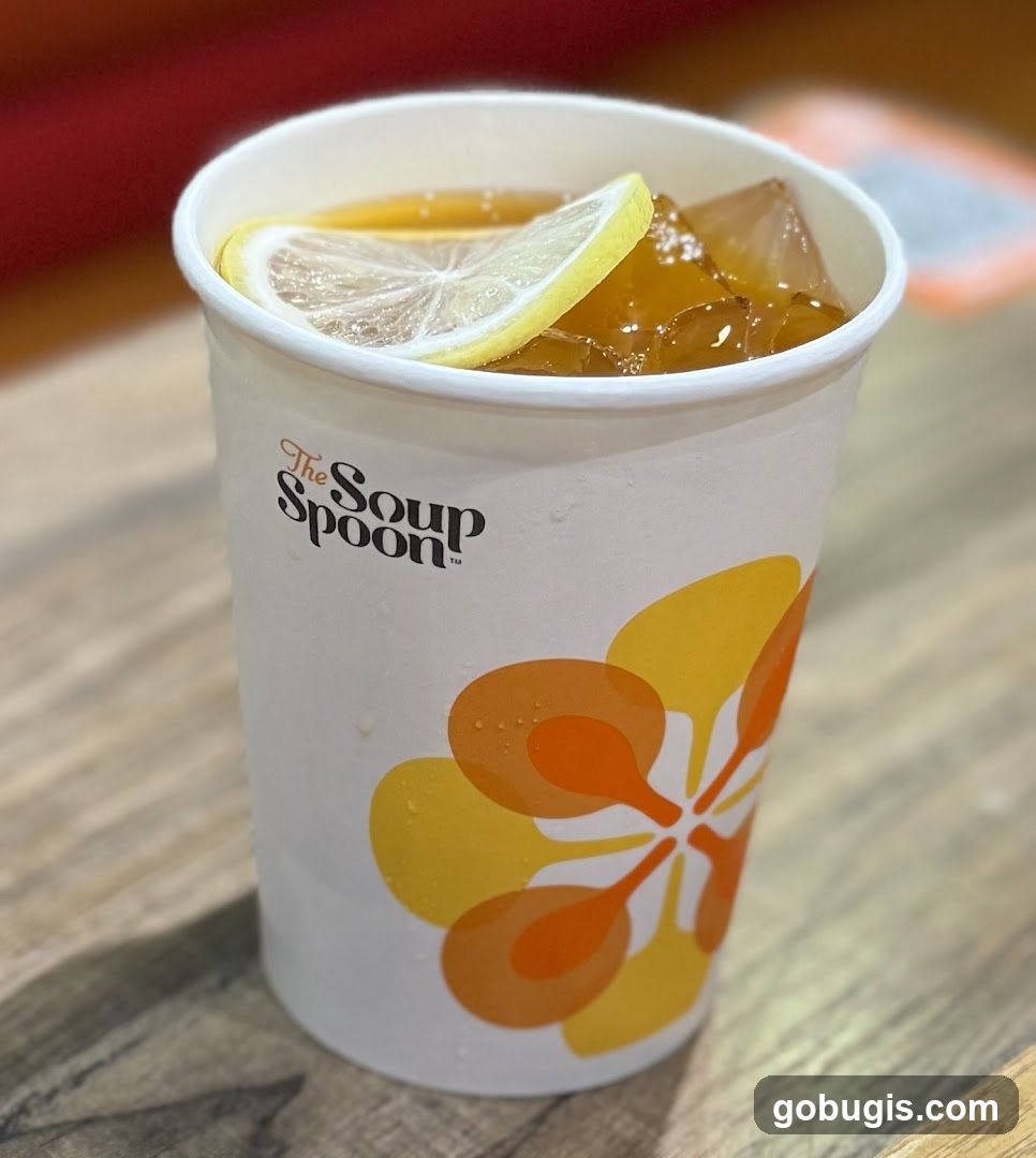 Iced Tea with Lemon