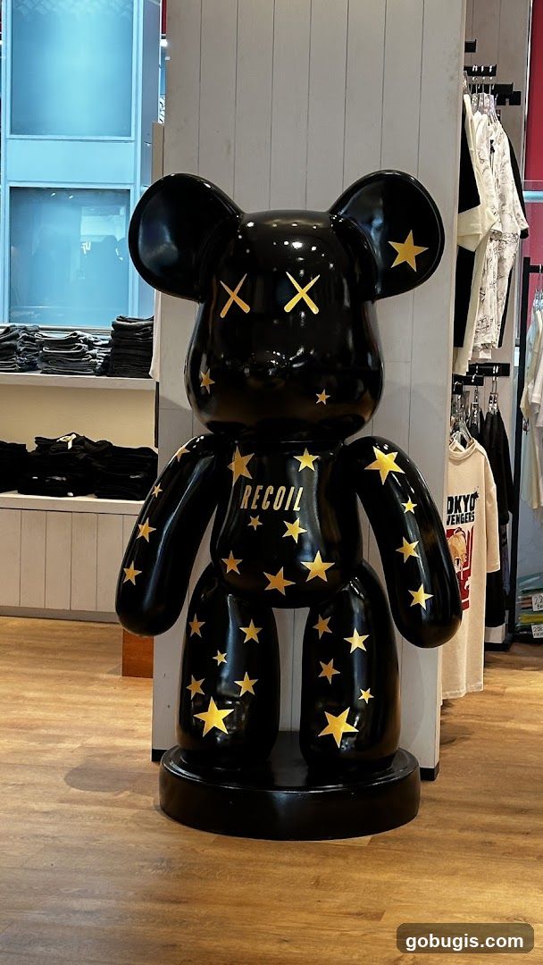 Bear-shaped statue with stars