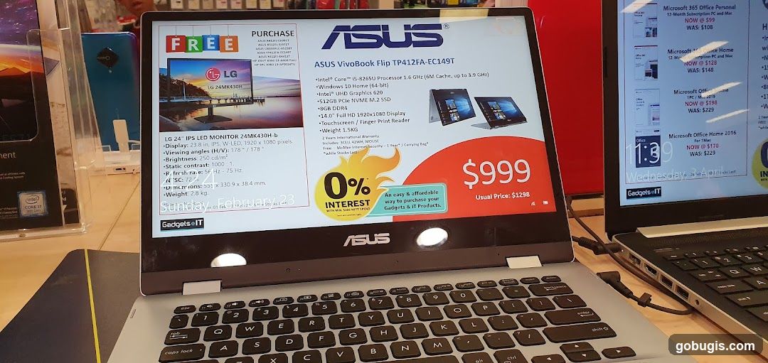 ASUS VivoBook Flip Laptop and LG Monitor Display