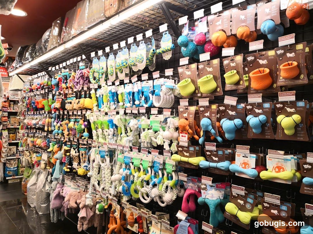 Pet Toy Aisle