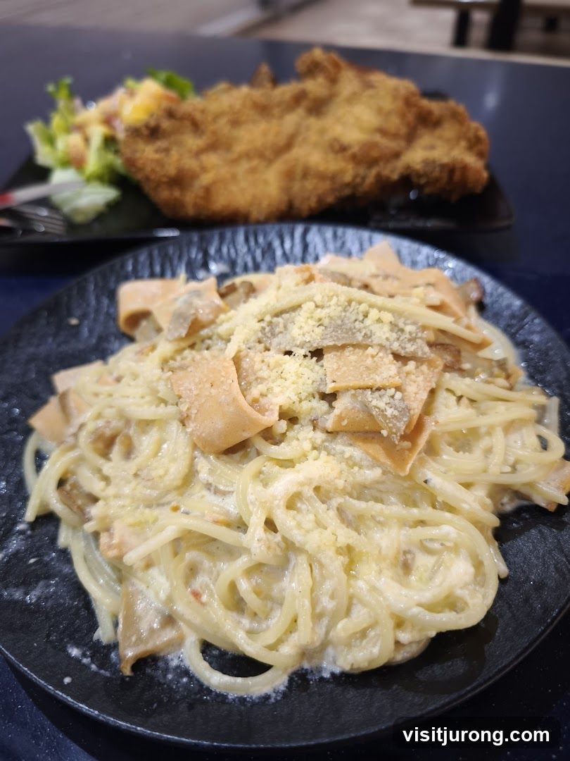Creamy Spaghetti and Fried Dish