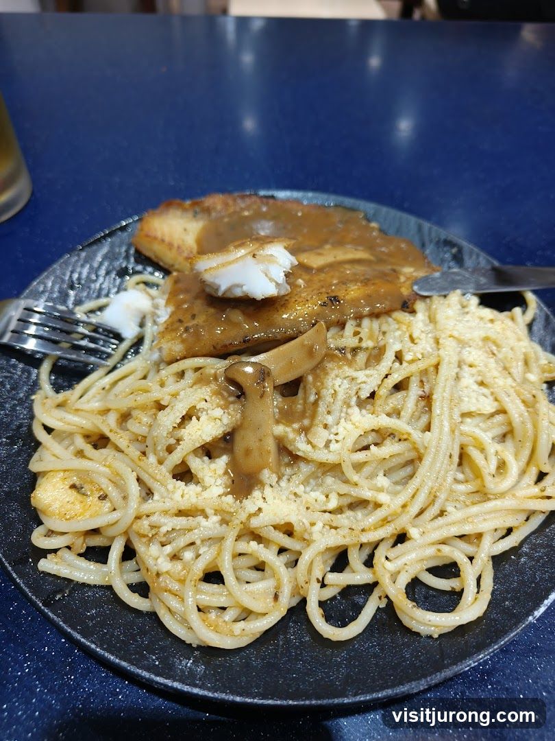 Spaghetti with Fish and Mushroom Sauce