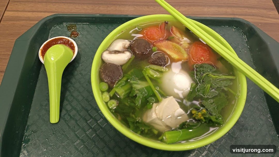 Vegetable Soup with Tofu and Mushrooms