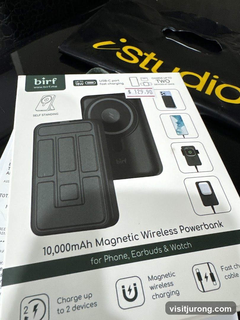 Birf Magnetic Wireless Powerbank Packaging