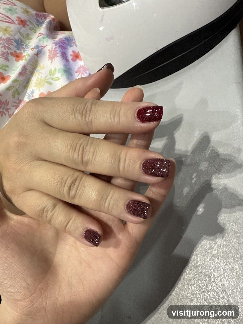 Sparkling Burgundy Nails