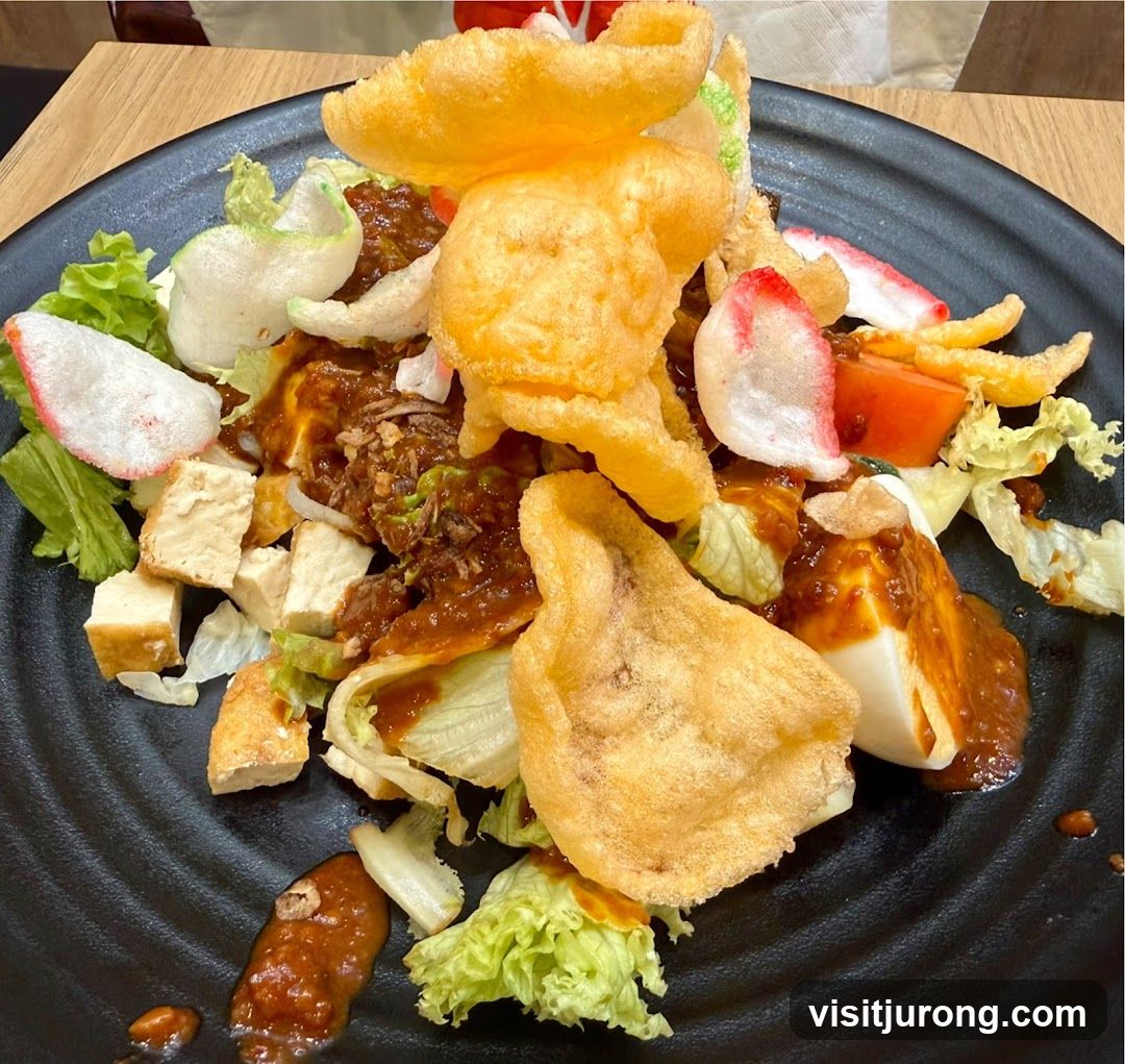 Salad with Crackers and Sauce
