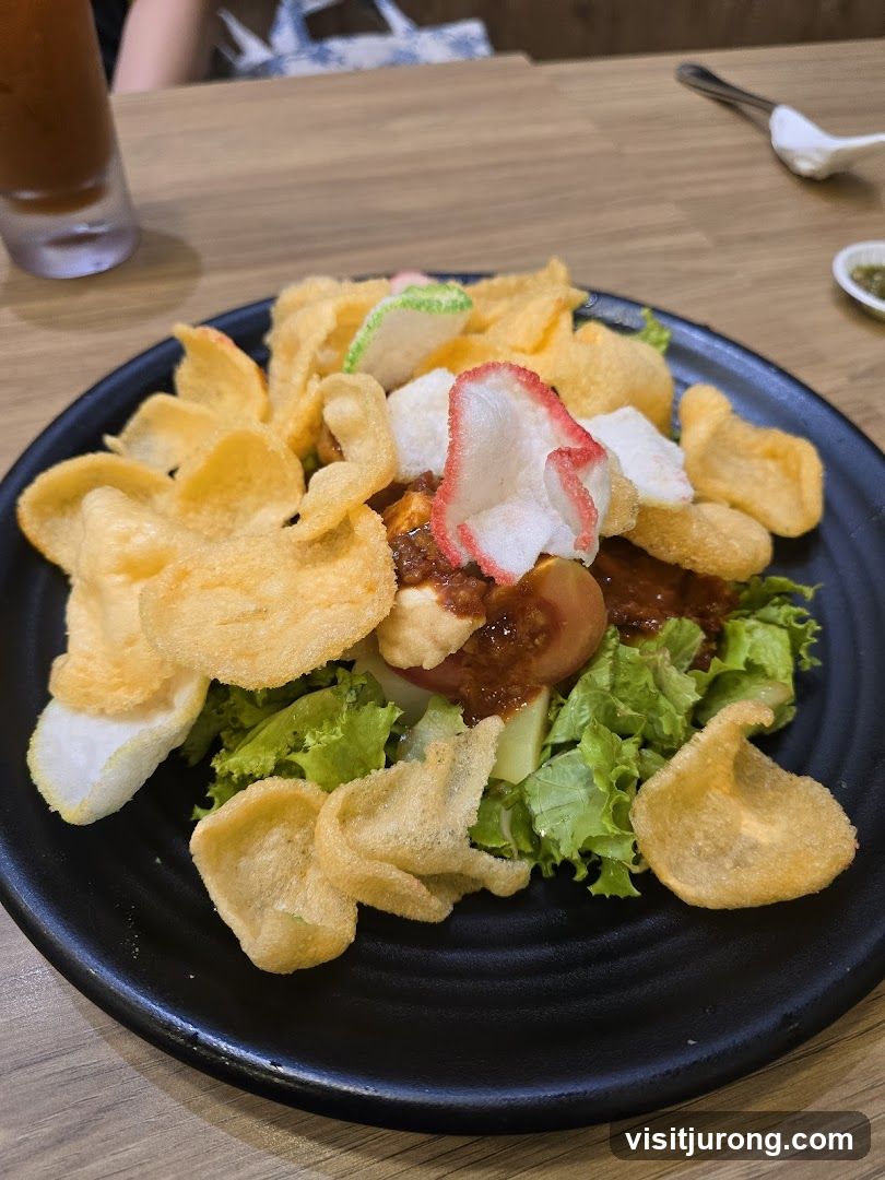 Salad with Crackers