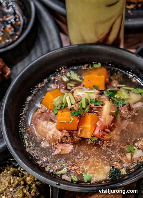 Hearty Stew with Vegetables