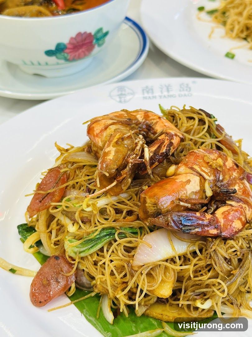 Noodles with Prawns and Sausage