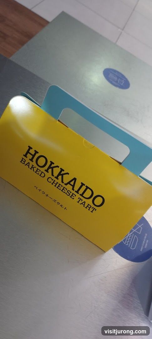 Hokkaido Baked Cheese Tart Packaging