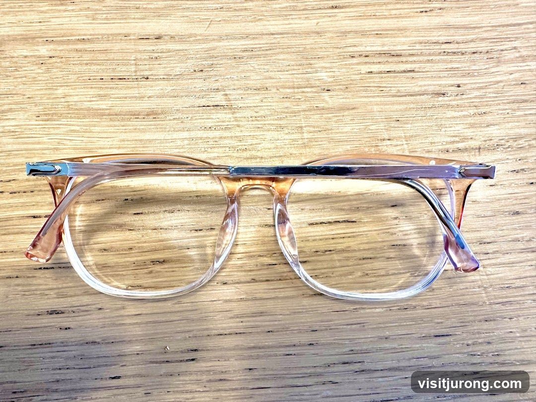 Eyeglasses