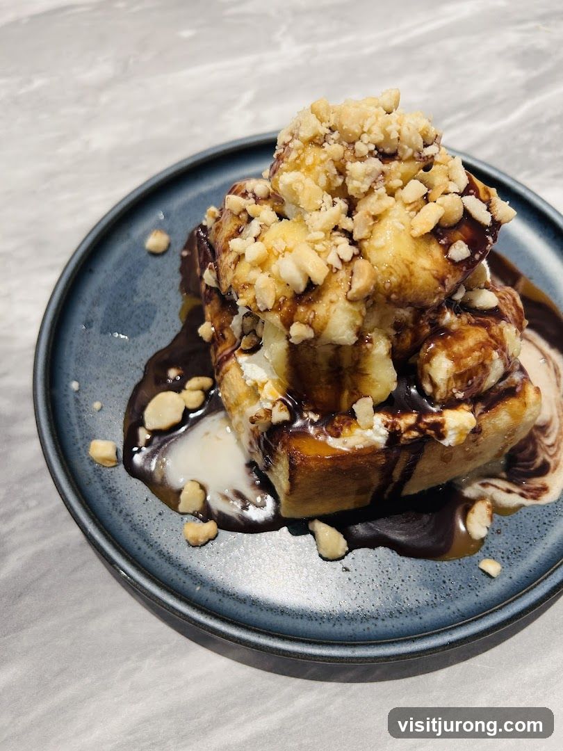 Dessert with Bananas and Nuts