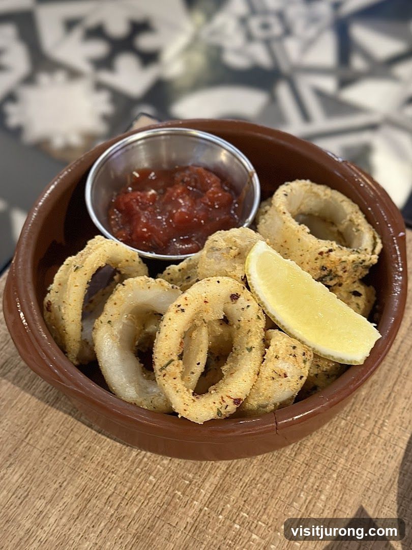 Fried Calamari with Dip