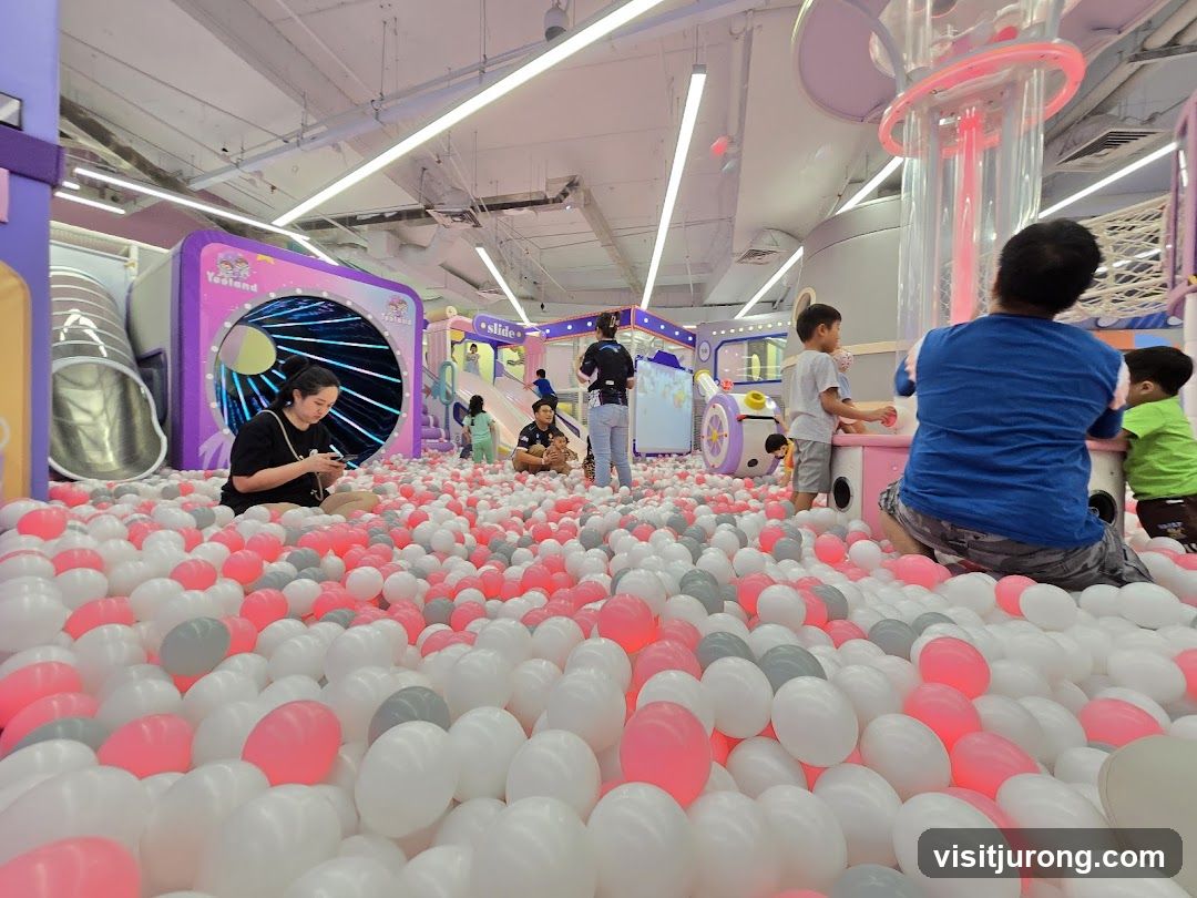 Indoor Playground Ball Pit