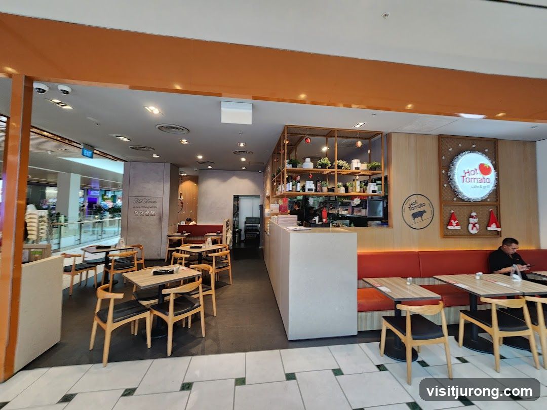 Hot Tomato Cafe & Grill Interior