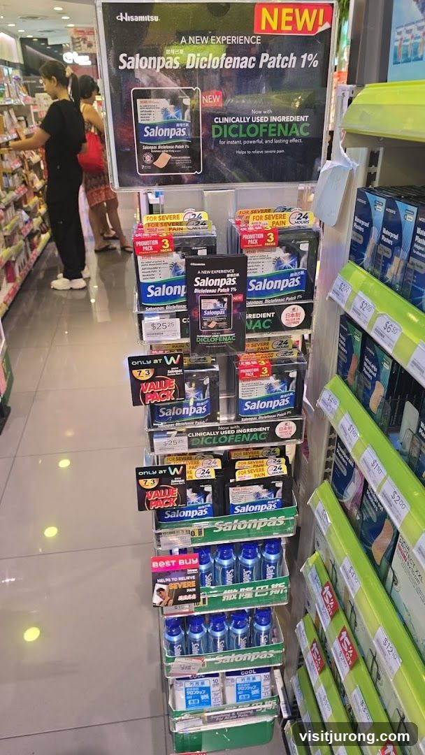 Salonpas Diclofenac Patch Display