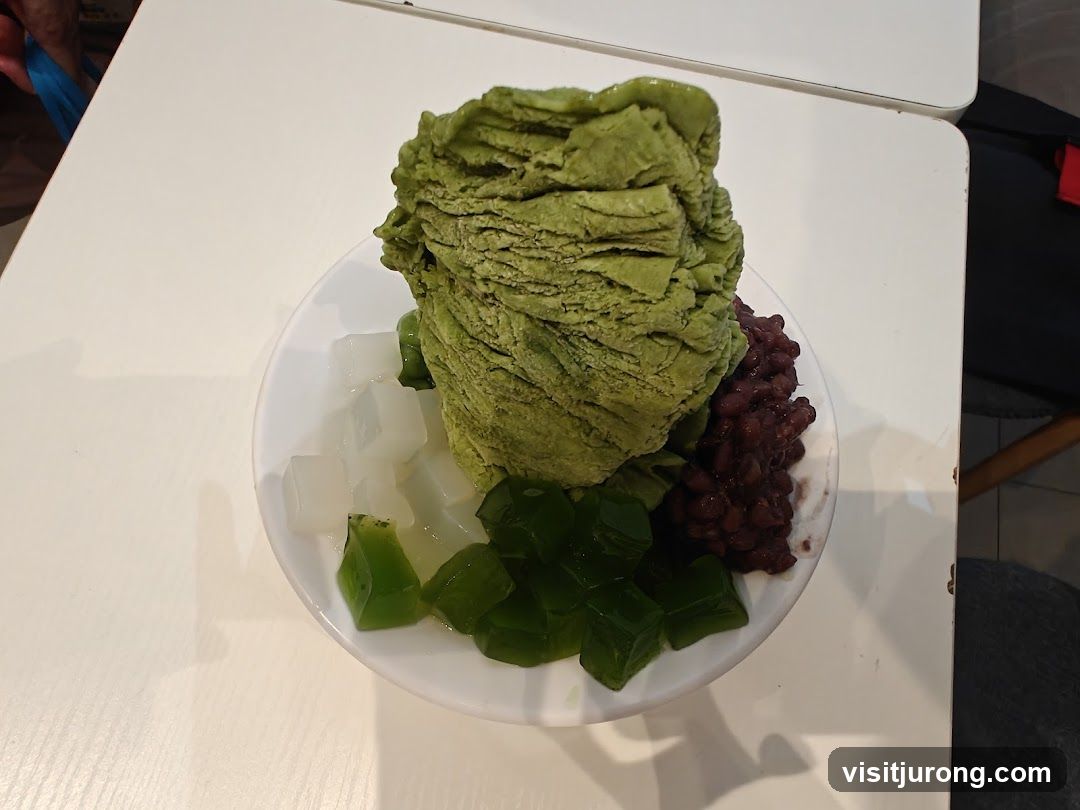 Matcha Shaved Ice with Toppings