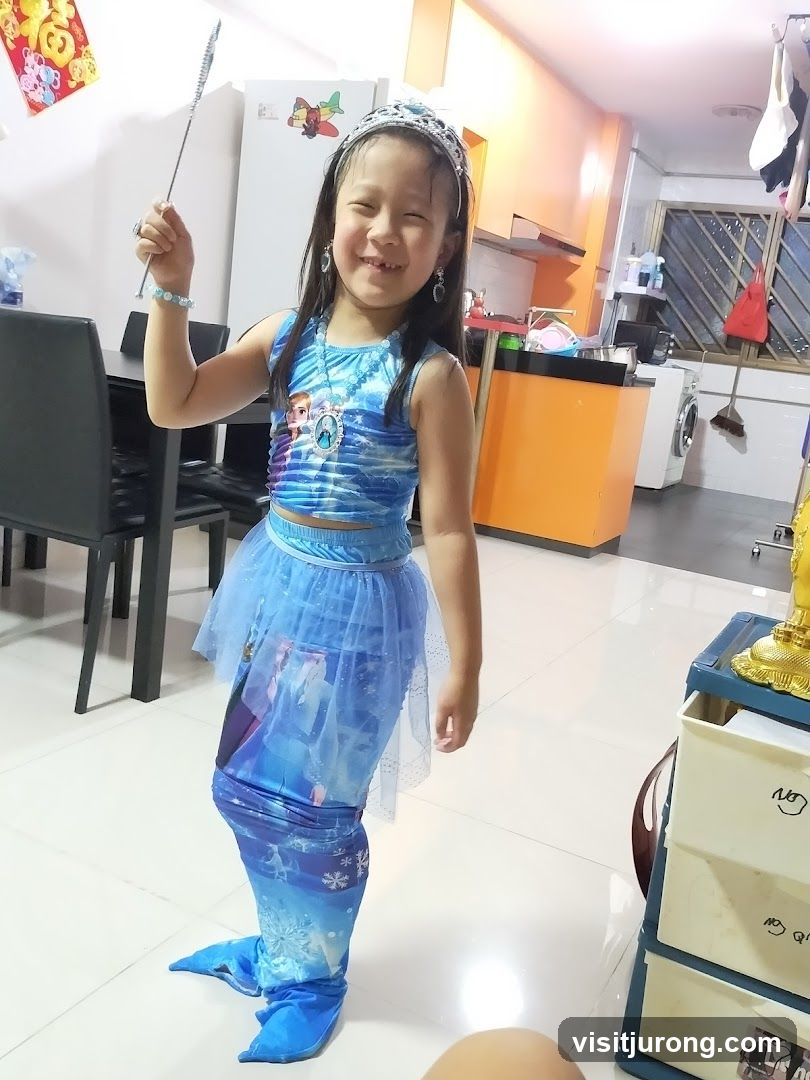 Girl in Elsa Costume