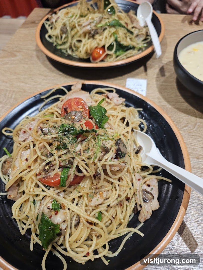 Spaghetti with Meat and Vegetables