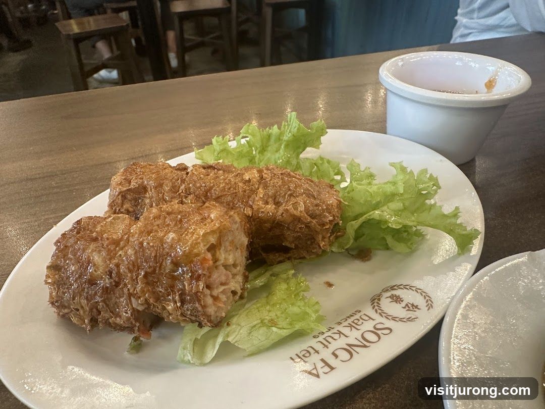 Fried Rolls with Lettuce