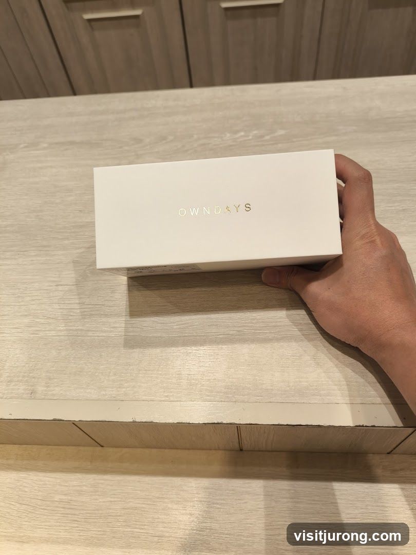 OWNDAYS Box