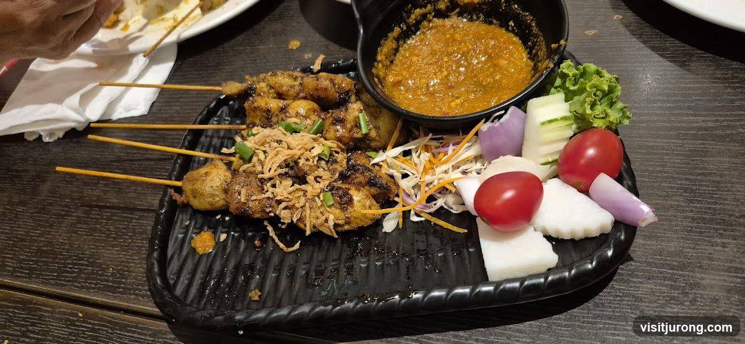 Chicken Satay with Peanut Sauce