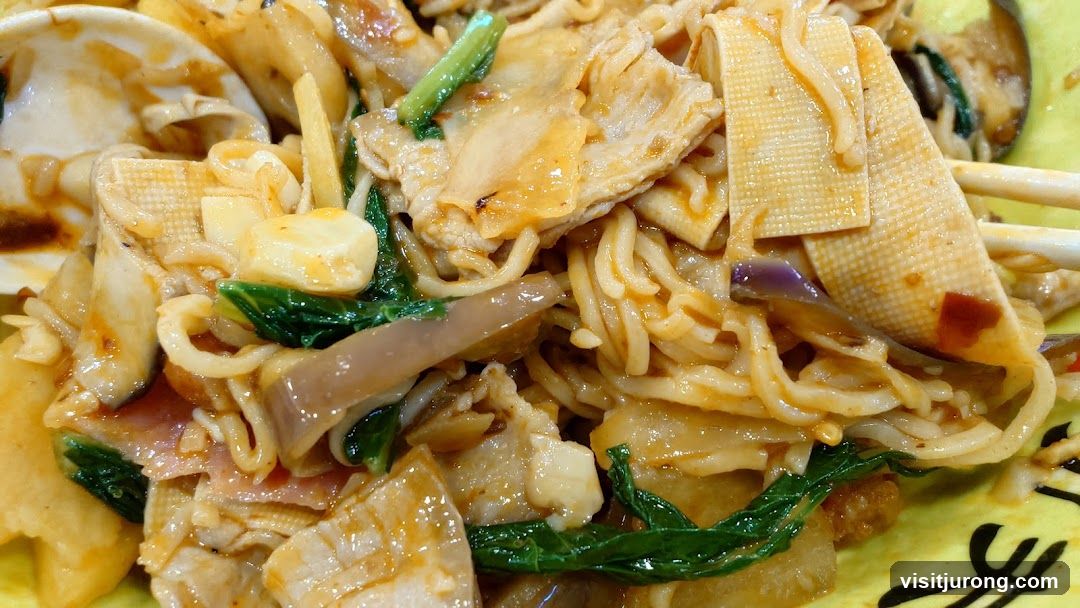 Noodles with Pork and Vegetables