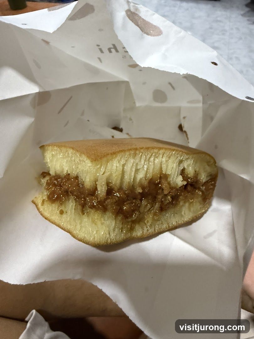 Dorayaki with filling