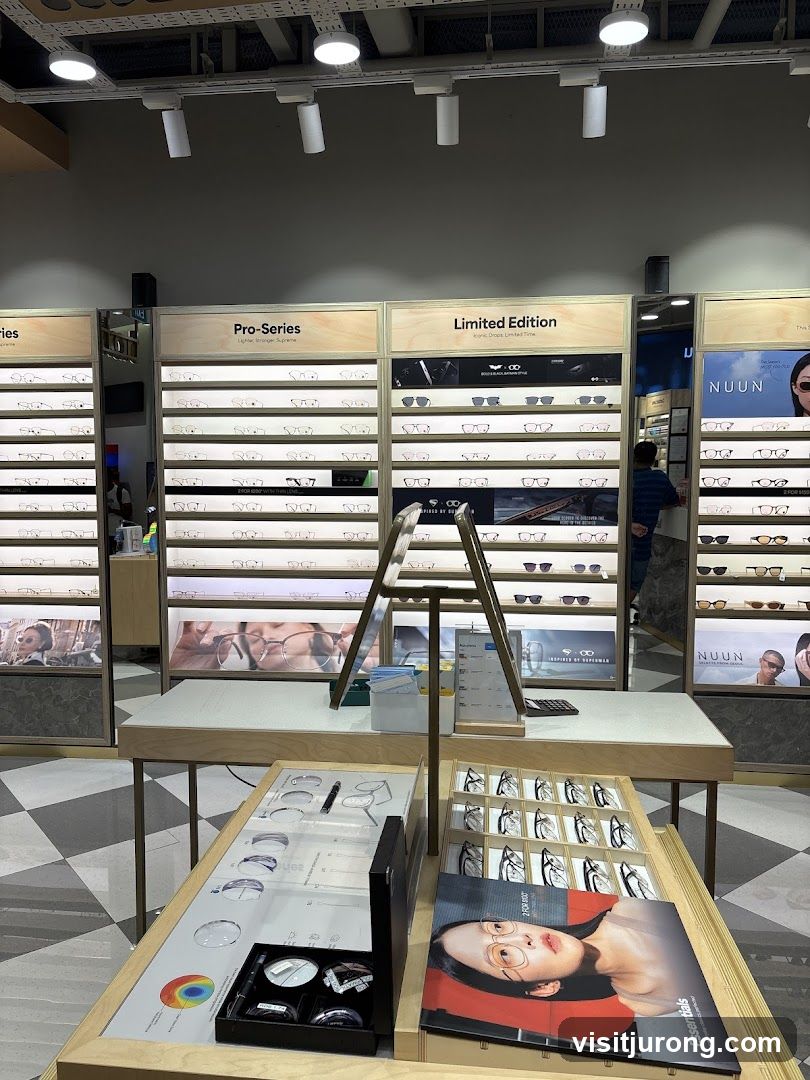 Eyewear Store Display
