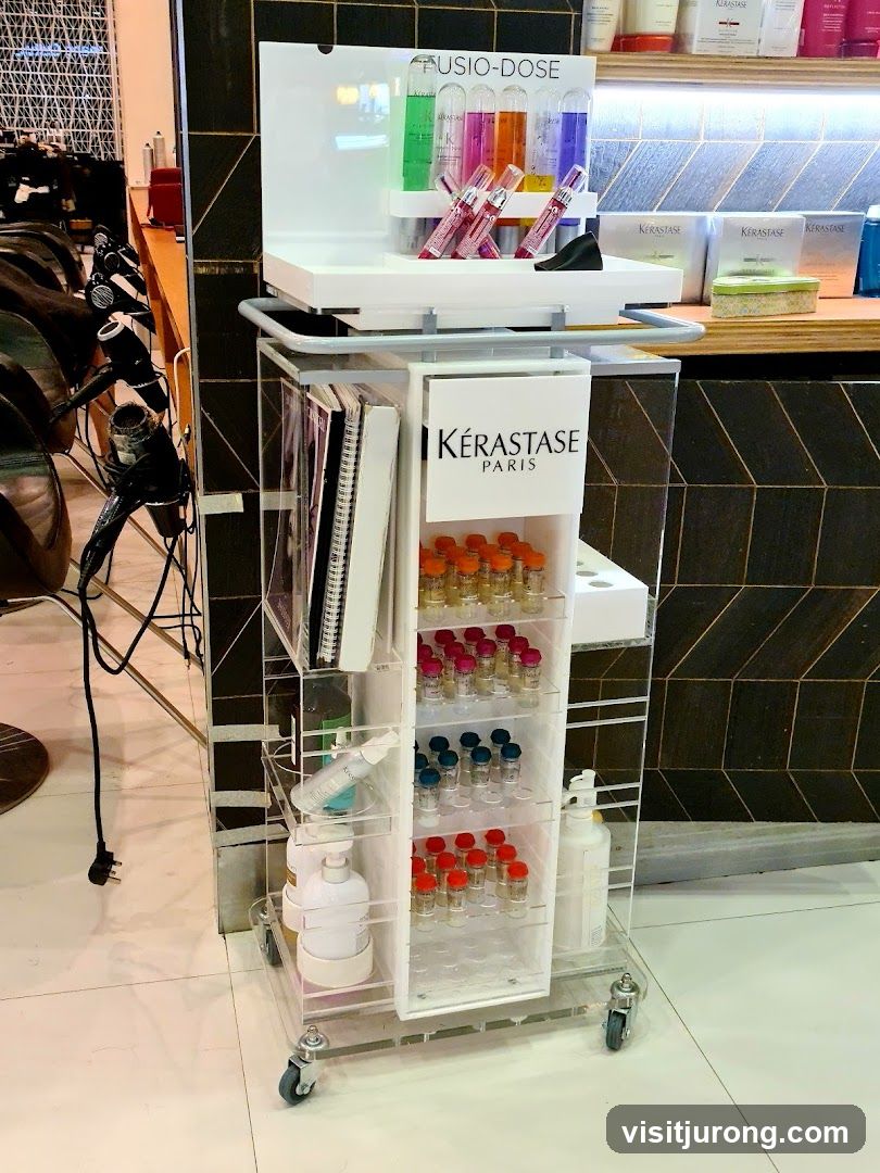 Kérastase Product Display