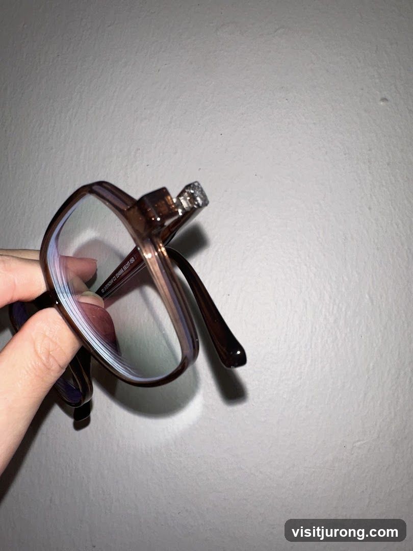 Eyeglasses