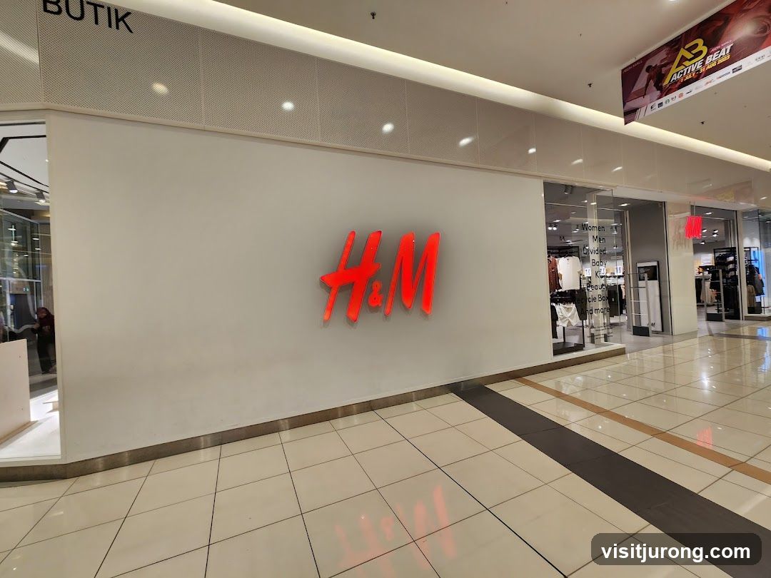 H&M Storefront