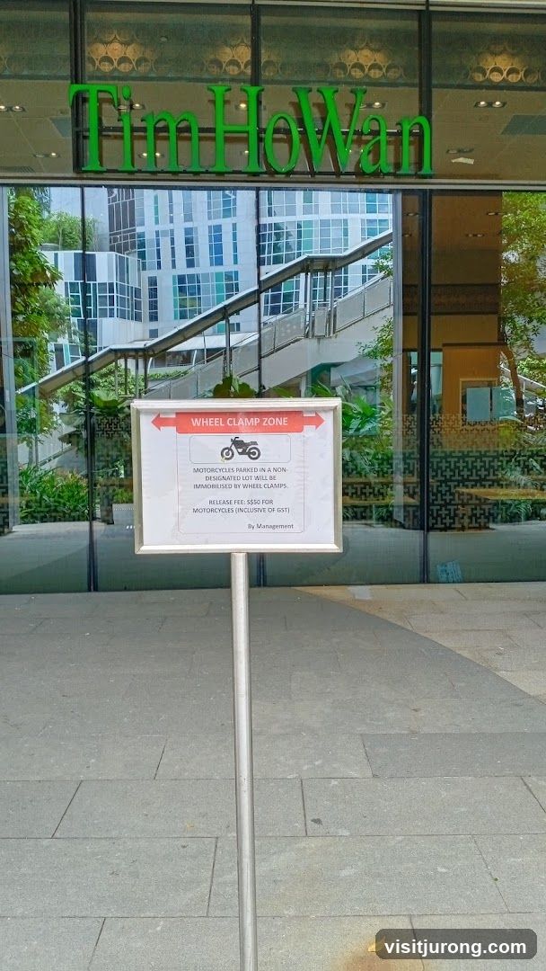 Wheel Clamp Zone Sign