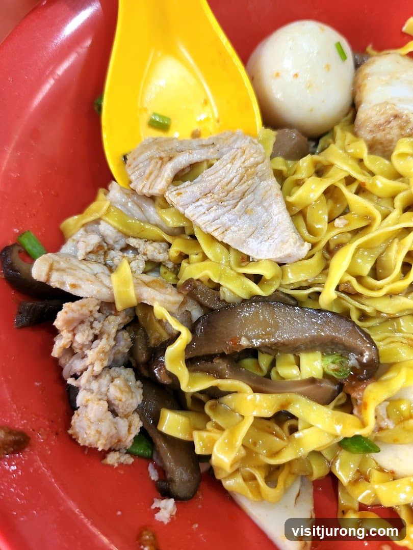 Noodles with Pork and Mushrooms