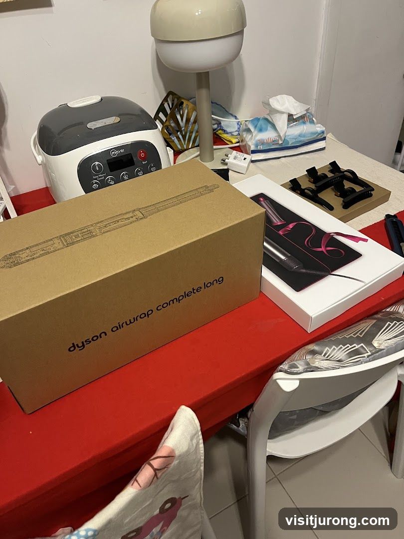 Dyson Airwrap Complete Long Box and Accessories