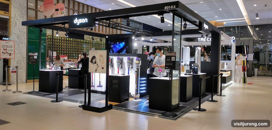 Dyson Store Display