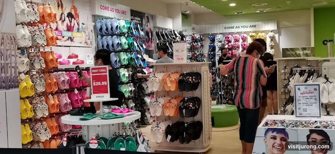Crocs Store Interior
