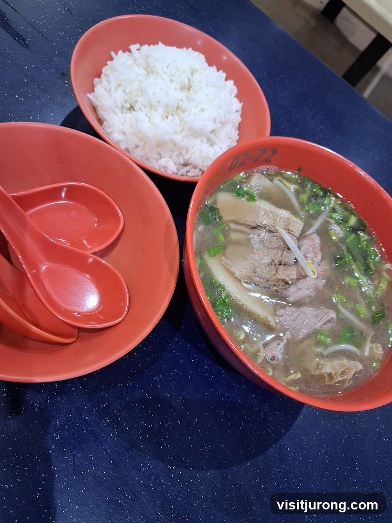 Beef noodle soup with rice