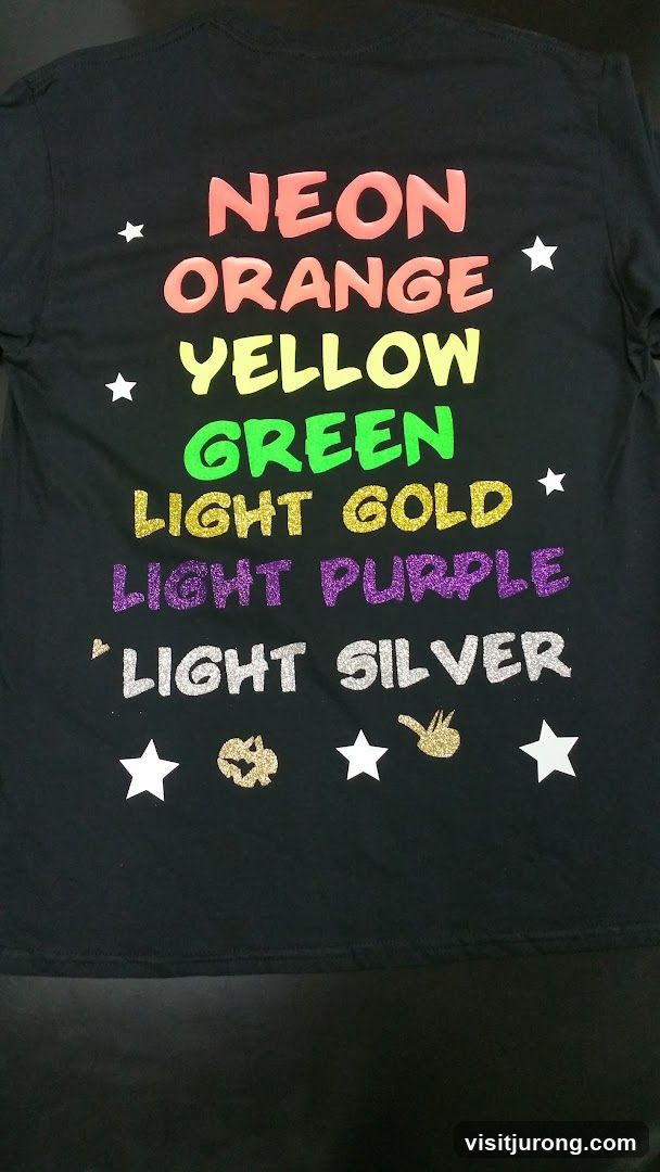 T-shirt with color names