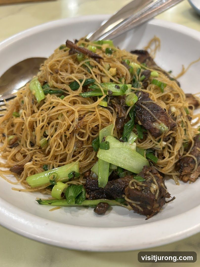 Noodles with Vegetables and Meat