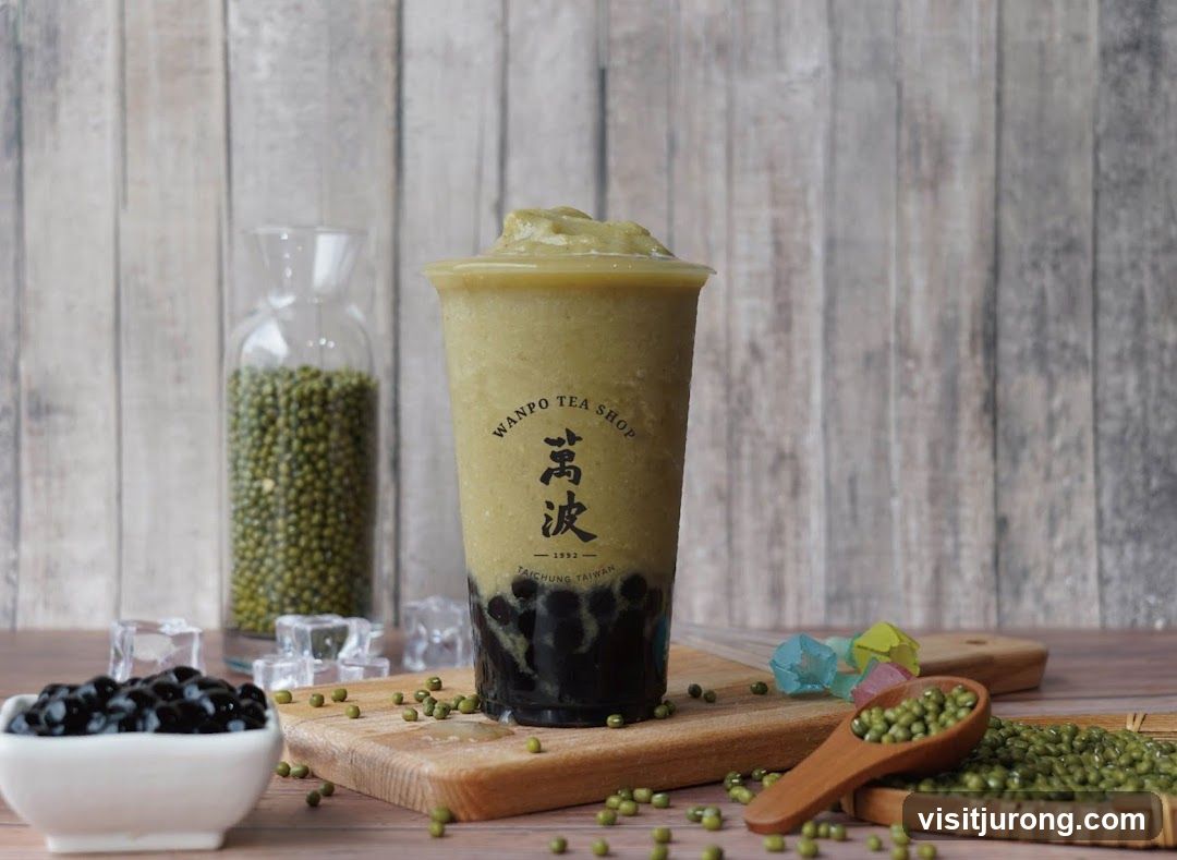 Mung Bean Smoothie with Boba