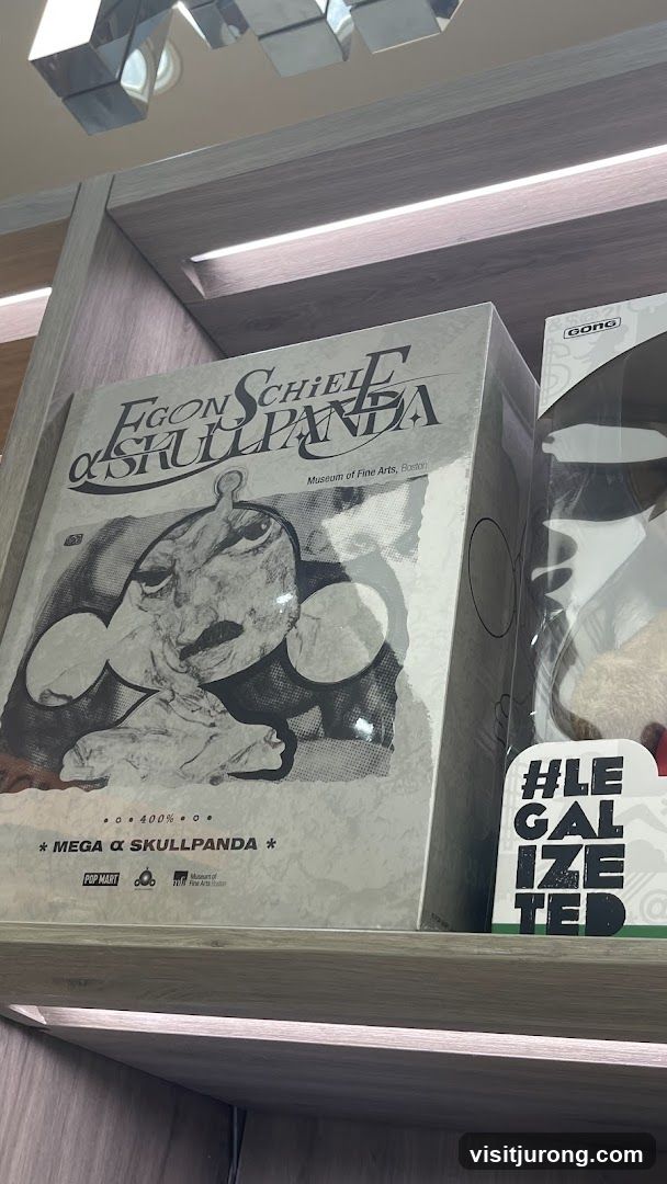 Egon Schiele x Skullpanda Mega Edition