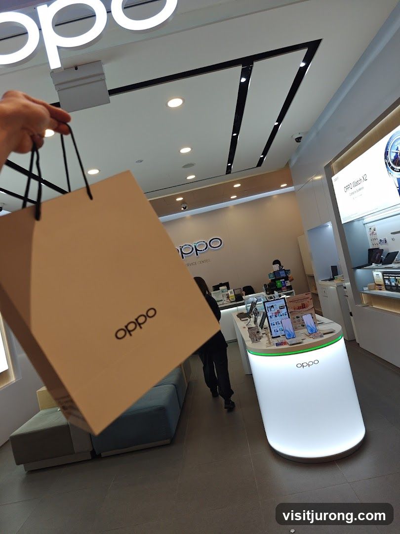 OPPO Concept Store - JEM Mall