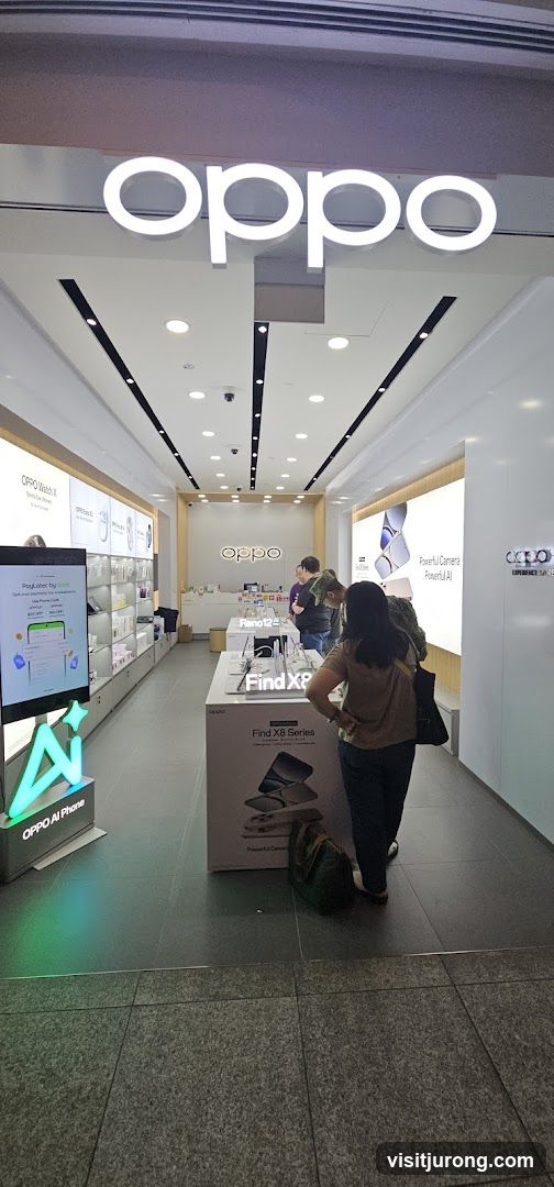 OPPO Concept Store - JEM Mall