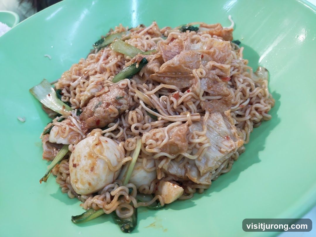 Noodles with Fish Balls and Vegetables
