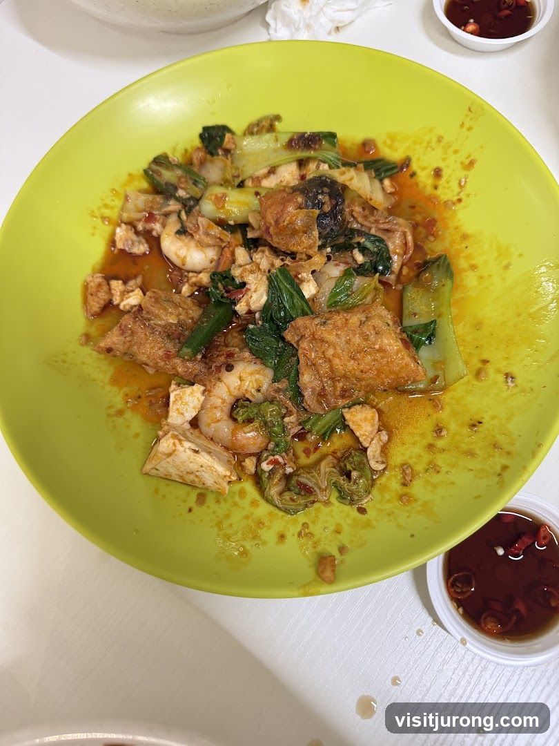Stir-fried dish with shrimp and vegetables