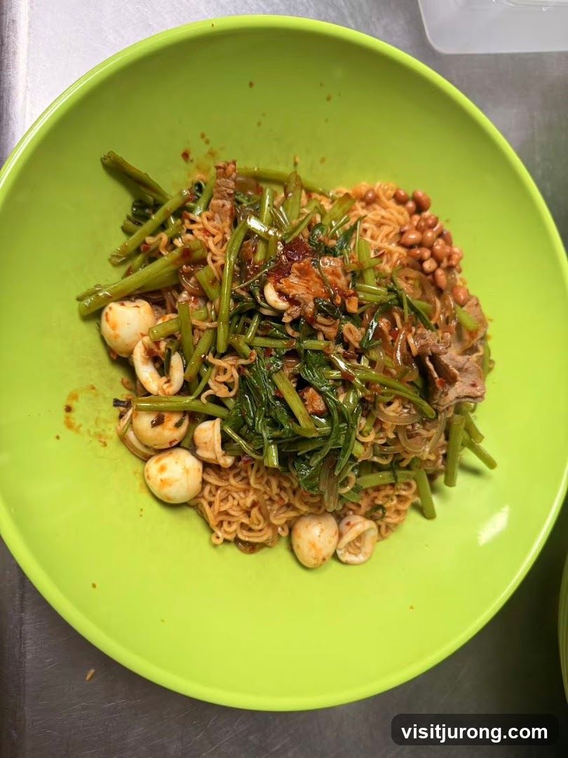 Noodle Dish with Vegetables and Meat